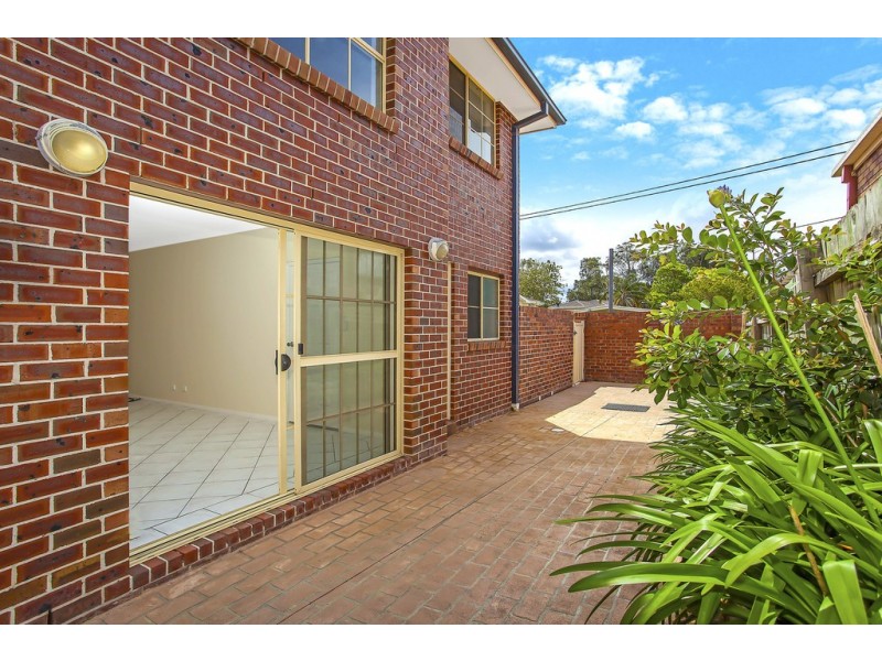 1/22 Ena Street, Terrigal NSW 2260