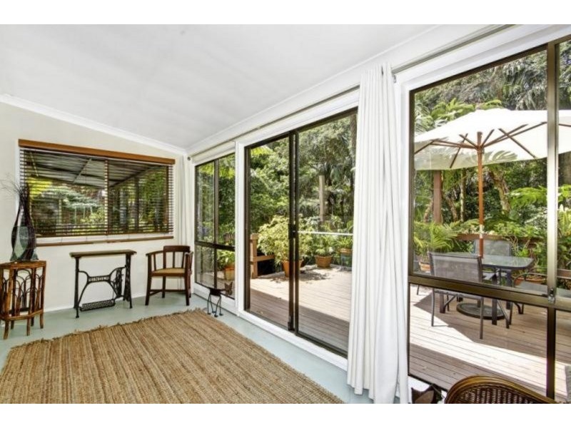 9 Palmgrove Place, North Avoca NSW 2260