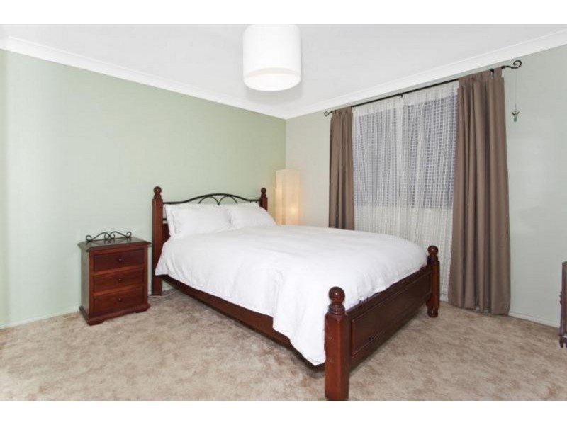 9 Palmgrove Place, North Avoca NSW 2260