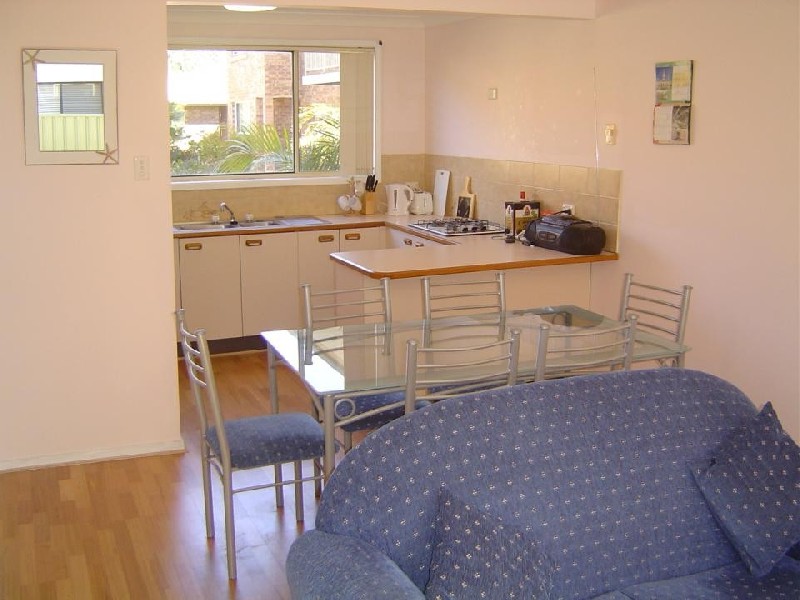 8/74-78 Ocean View Drive, Wamberal NSW 2260