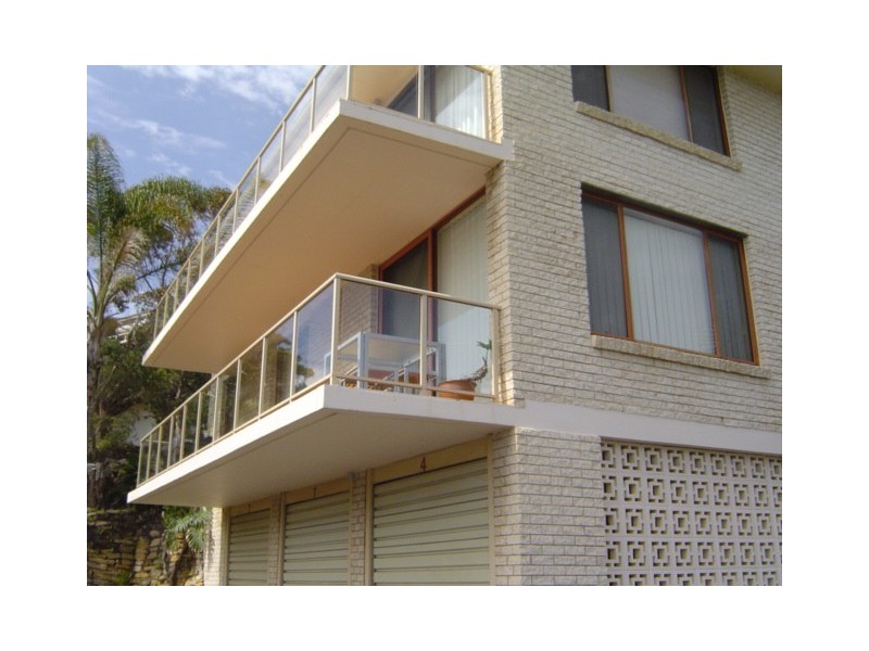 2/138 AVOCA DR, Avoca Beach NSW 2251