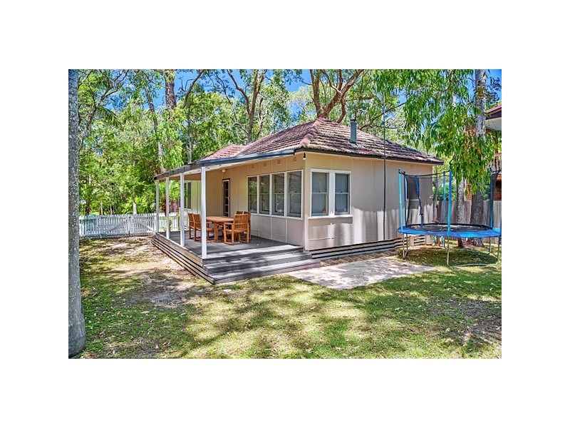 80 Diamond Road, Pearl Beach NSW 2256