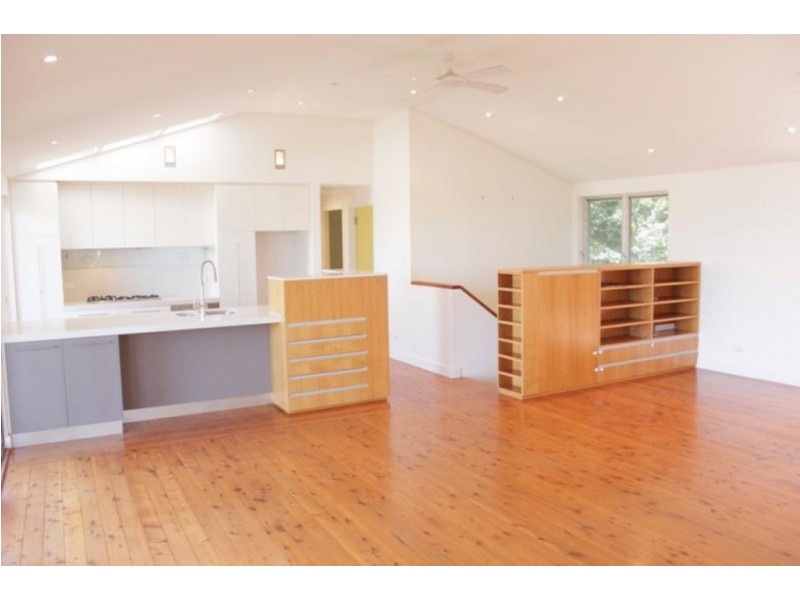 102 Del Monte Place, Copacabana NSW 2251