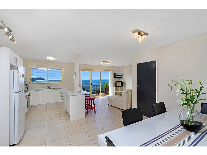 12/15 Barnhill Road, Terrigal NSW 2260