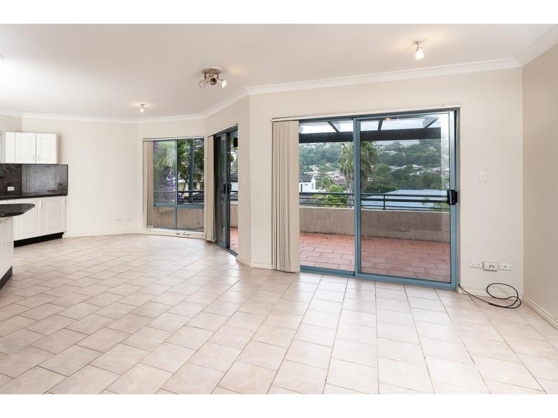 1/10 Maroomba Road, Terrigal NSW 2260