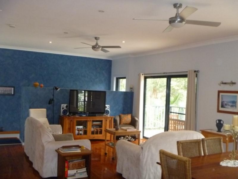15 Peel, Avoca Beach NSW 2251