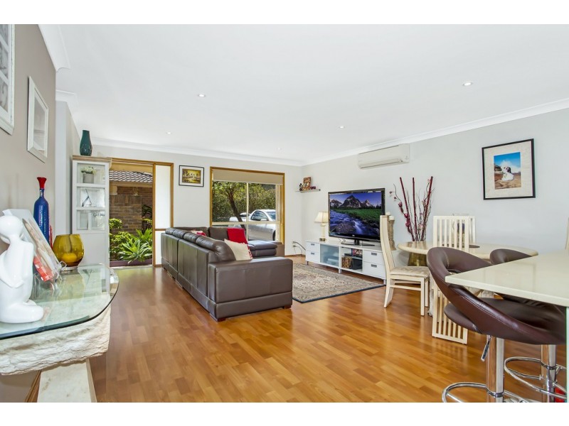 2/176 The Round Drive, Avoca Beach NSW 2251