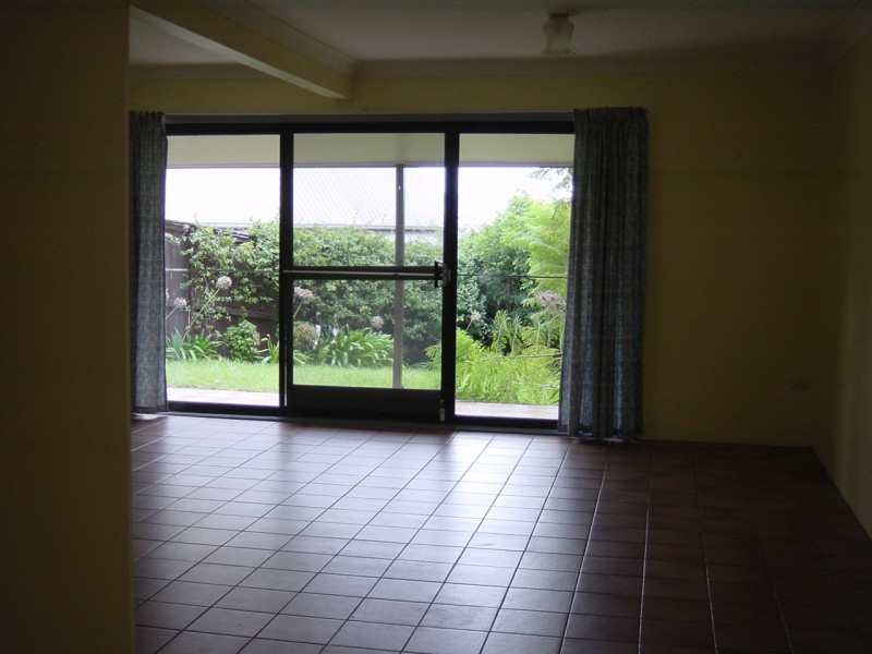 8/15 Kurrawyba Avenue, Terrigal NSW 2260