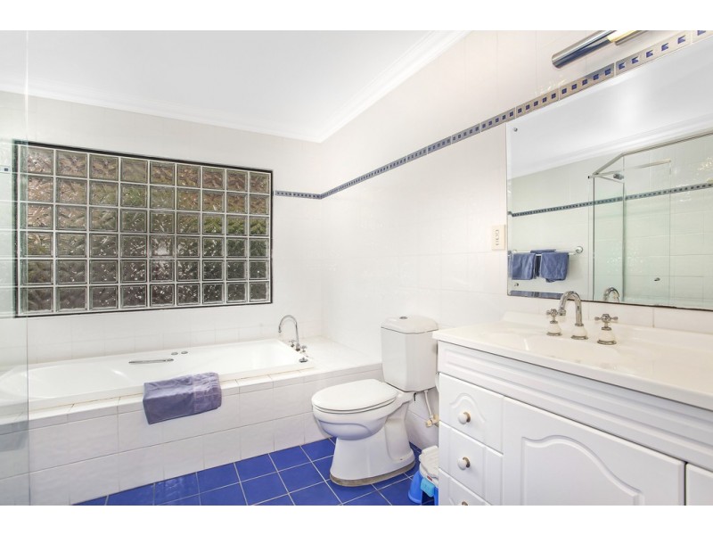 21 Dillon Road, Wamberal NSW 2260