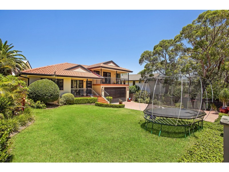 21 Dillon Road, Wamberal NSW 2260