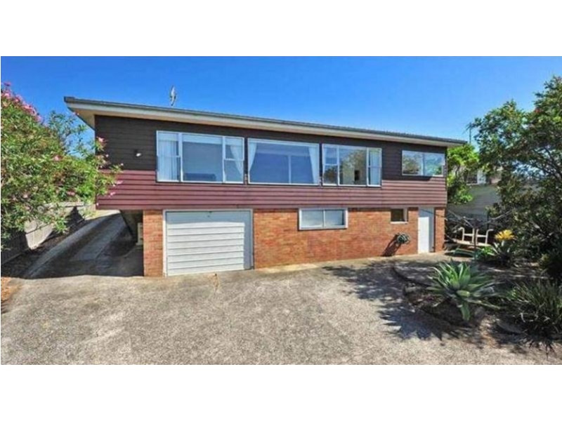 34 McGee Avenue, Wamberal NSW 2260