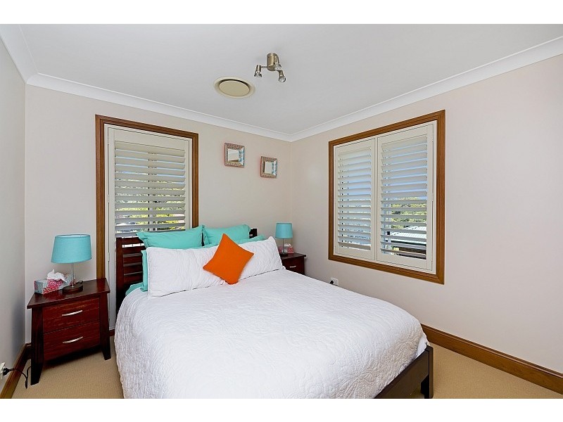 2 Digby Road, Springfield NSW 2250
