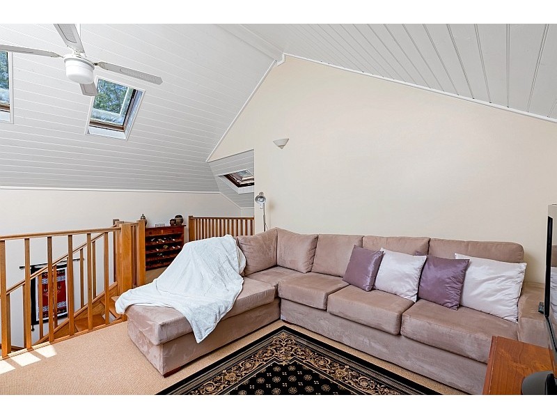 9 Myella Road, Springfield NSW 2250