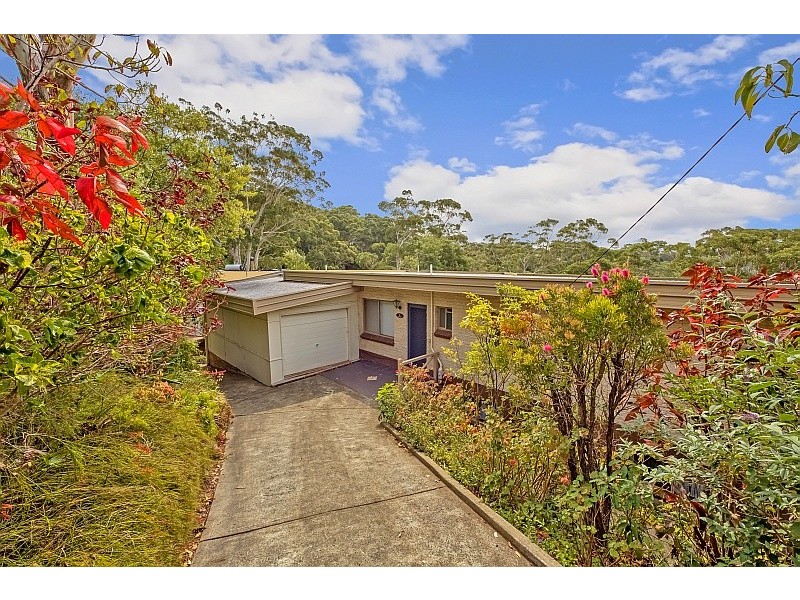 30 Fairscene Crescent, Avoca Beach NSW 2251