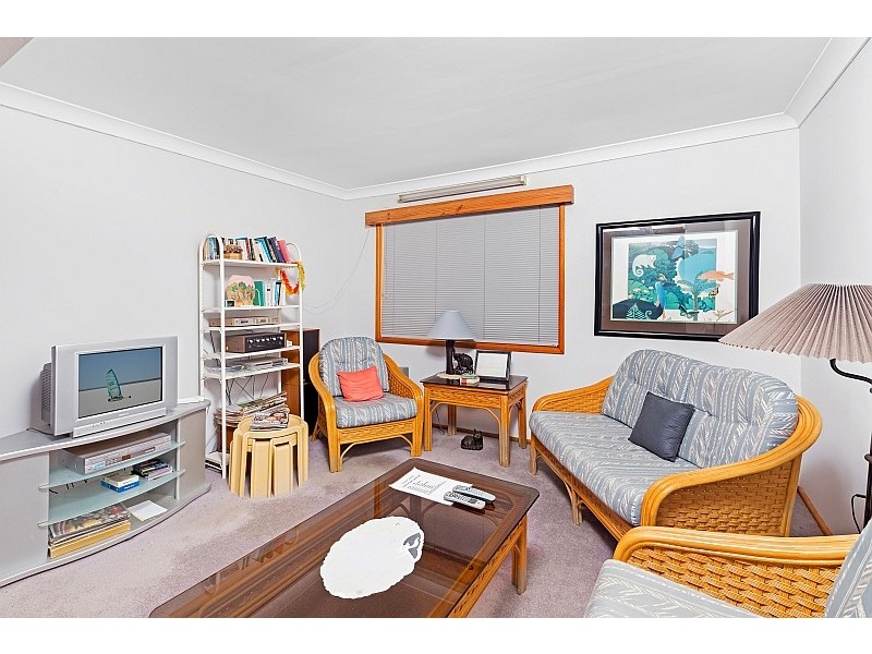 30 Fairscene Crescent, Avoca Beach NSW 2251