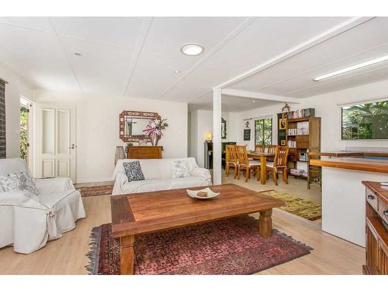 8 Glasgow Street, Suffolk Park NSW 2481
