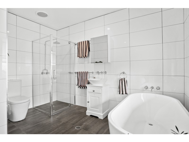 139 Bangalow Road, Byron Bay NSW 2481