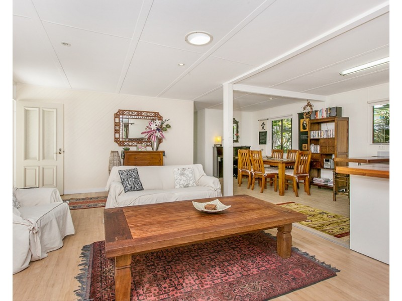 8 Glasgow Street, Suffolk Park NSW 2481