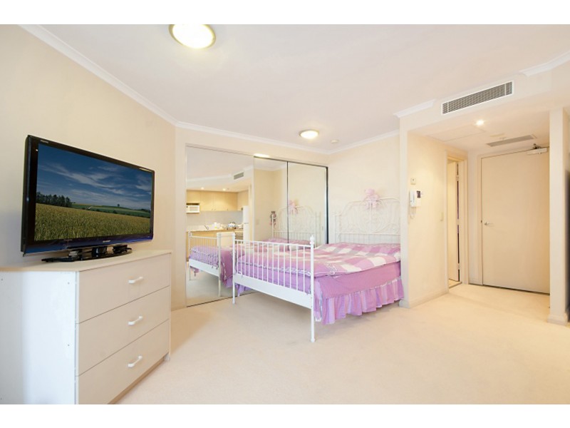 521/2B Help Street, Chatswood NSW 2067