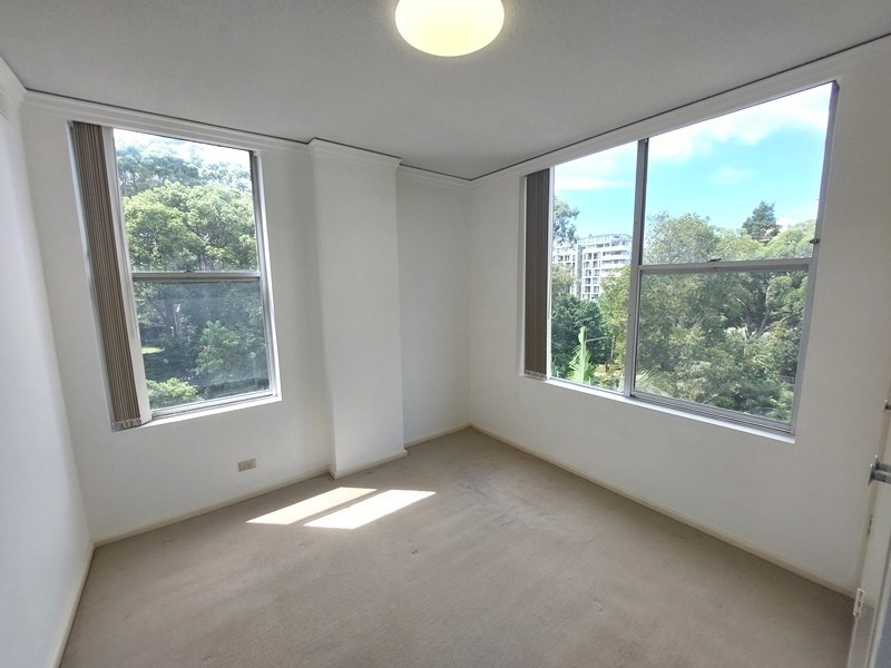 16/33 Johnson Street, Chatswood NSW 2067