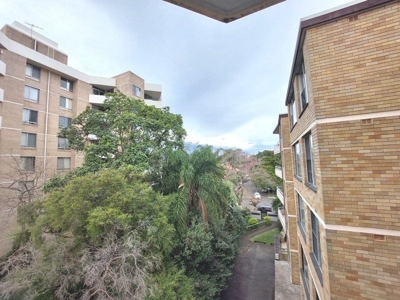 16/33 Johnson Street, Chatswood NSW 2067