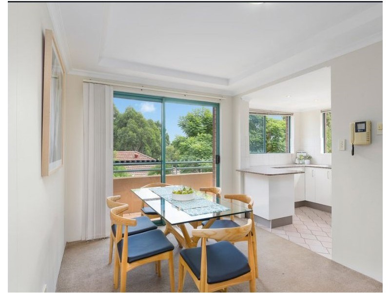 25/18 Centennial Avenue, Chatswood NSW 2067