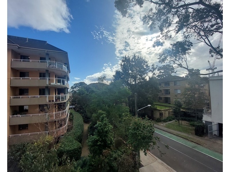 A204/2 Oliver Road, Chatswood NSW 2067