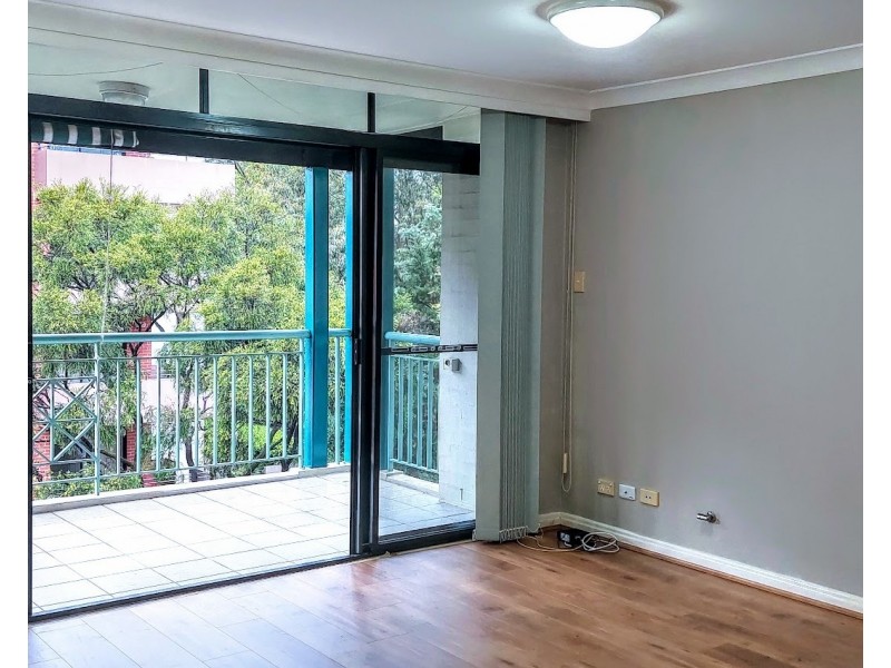 707/10 Freeman Road, Chatswood NSW 2067