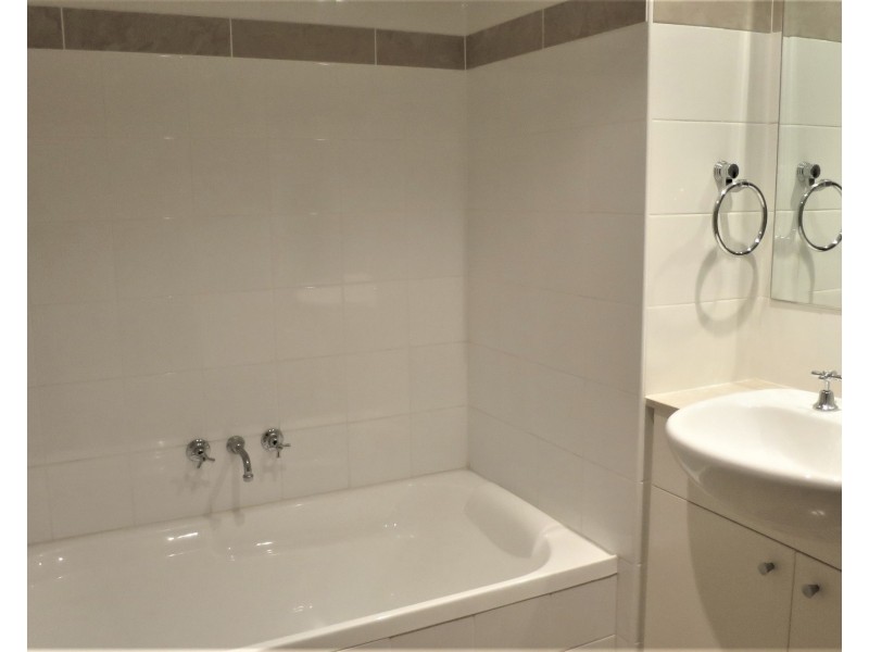 1705/2A Help Street, Chatswood NSW 2067