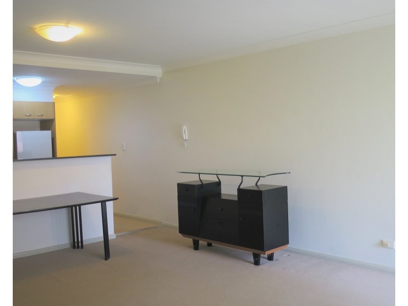 16/7 Freeman Road, Chatswood NSW 2067