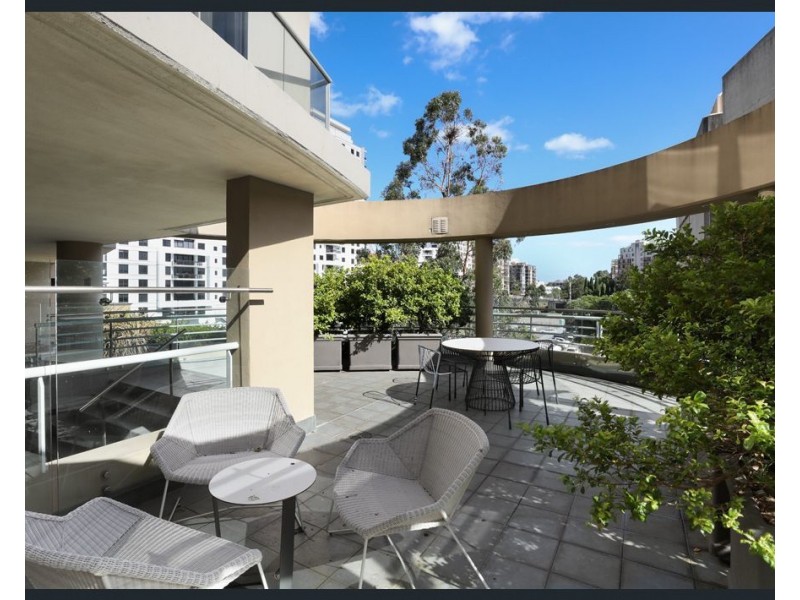 521/1 Sergeants Lane, St Leonards NSW 2065