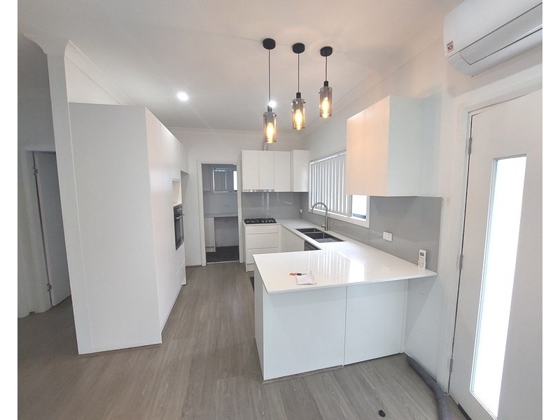 A/145A Noble Avenue, Greenacre NSW 2190