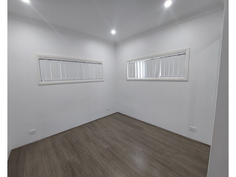 A/145A Noble Avenue, Greenacre NSW 2190