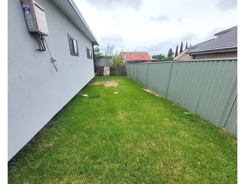 A/145A Noble Avenue, Greenacre NSW 2190