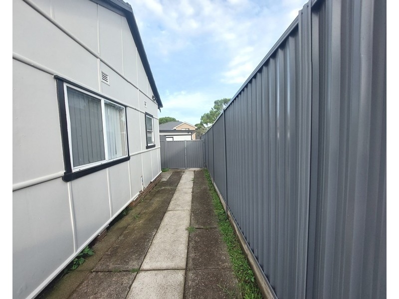 A/145A Noble Avenue, Greenacre NSW 2190