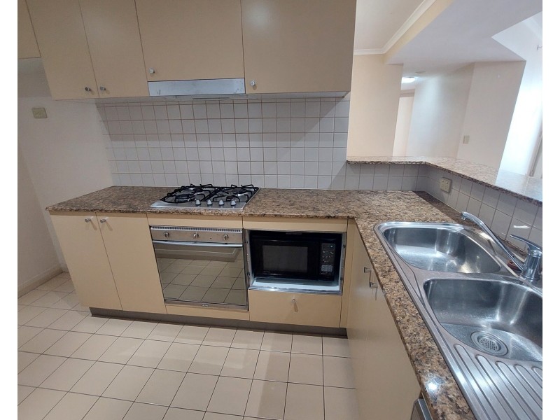 1705/2A Help Street, Chatswood NSW 2067