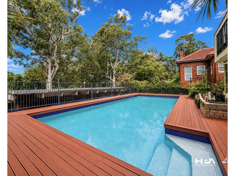 16 Gordon Crescent, Denistone NSW 2114