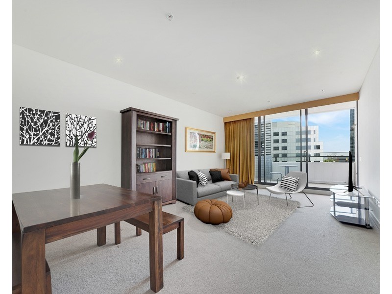 802/7 Railway Street, Chatswood NSW 2067