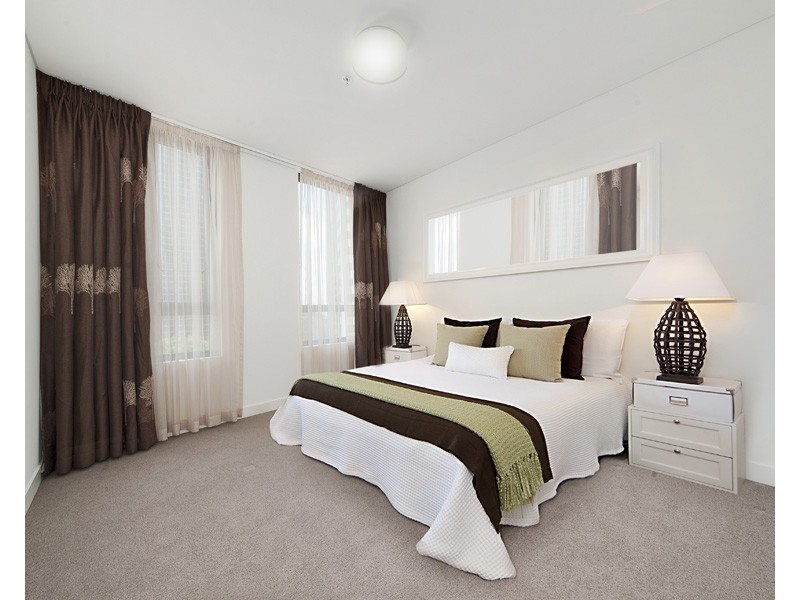 802/7 Railway Street, Chatswood NSW 2067