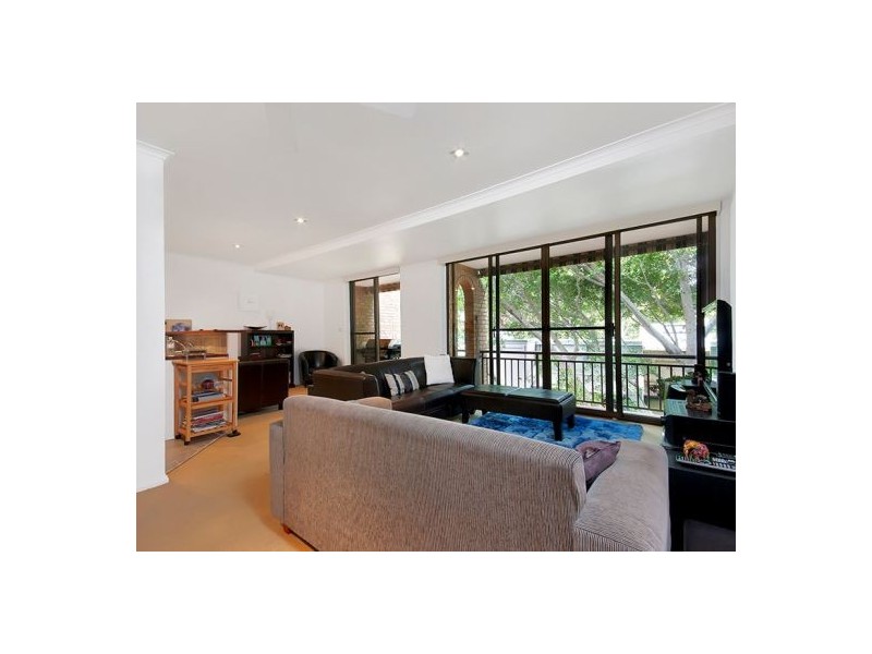 70/5-13 Hutchinson Street, Surry Hills NSW 2010