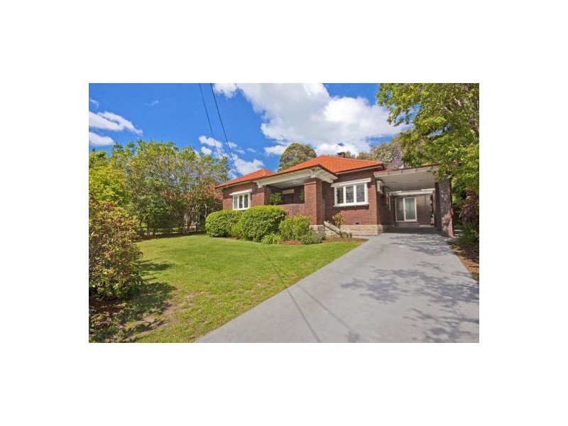 15 Addison Street, Roseville NSW 2069