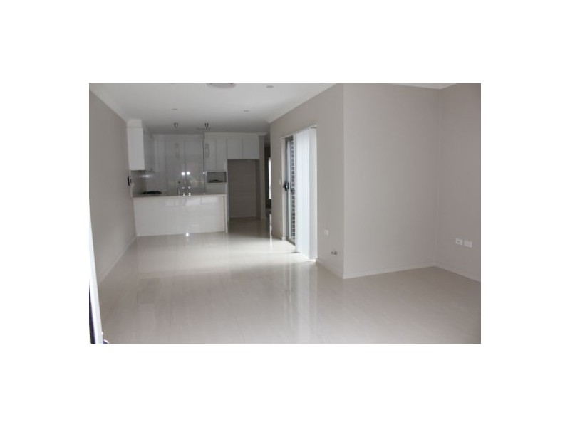 39 Universal Road, Mortdale NSW 2223