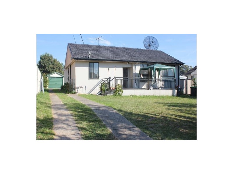 7 Gover Street, Peakhurst NSW 2210