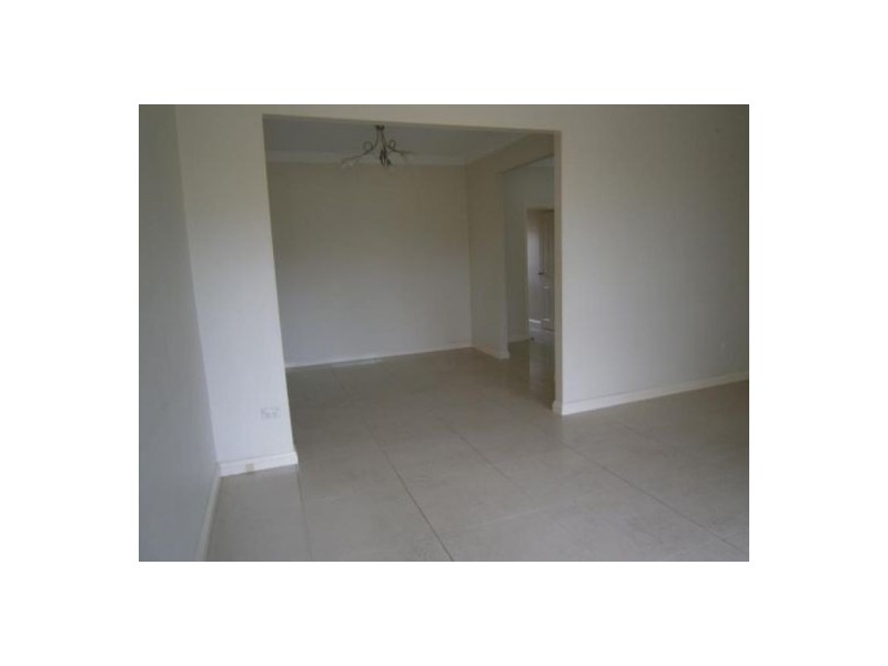 7 Gover Street, Peakhurst NSW 2210