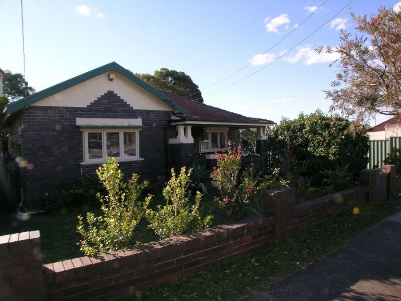 1 Jarrett Street, Clemton Park NSW 2206