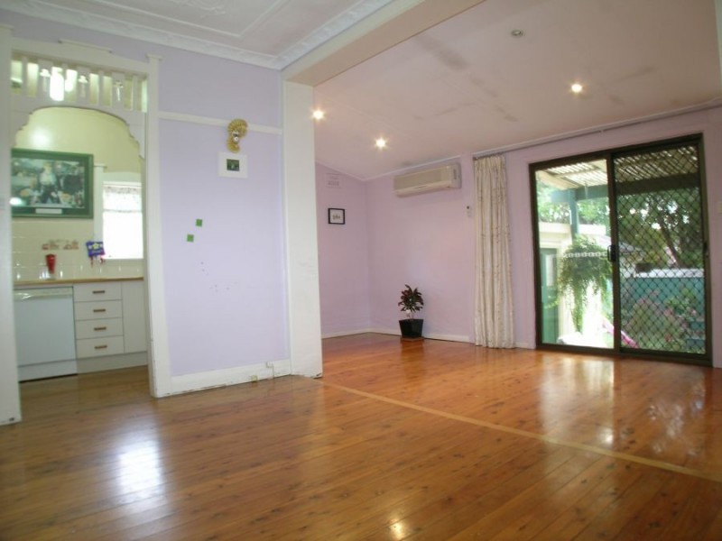 1 Jarrett Street, Clemton Park NSW 2206