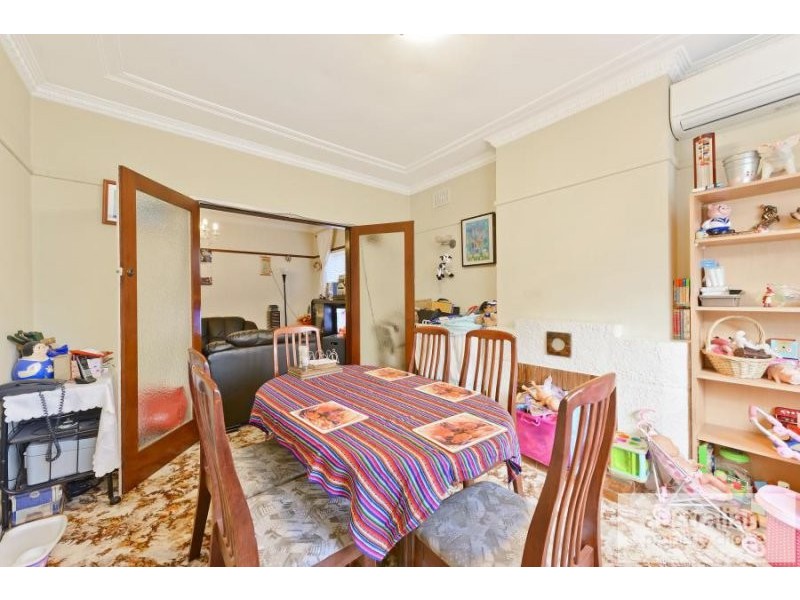 44 Proctor Ave, Kingsgrove NSW 2208