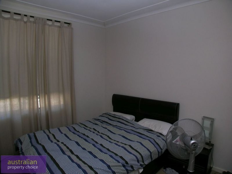 4 Peake Parade, Peakhurst NSW 2210