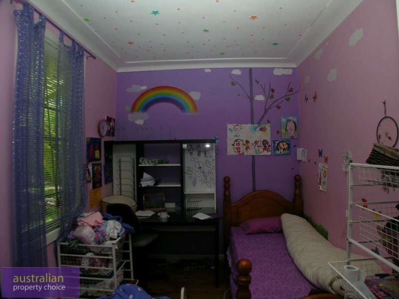 4 Peake Parade, Peakhurst NSW 2210