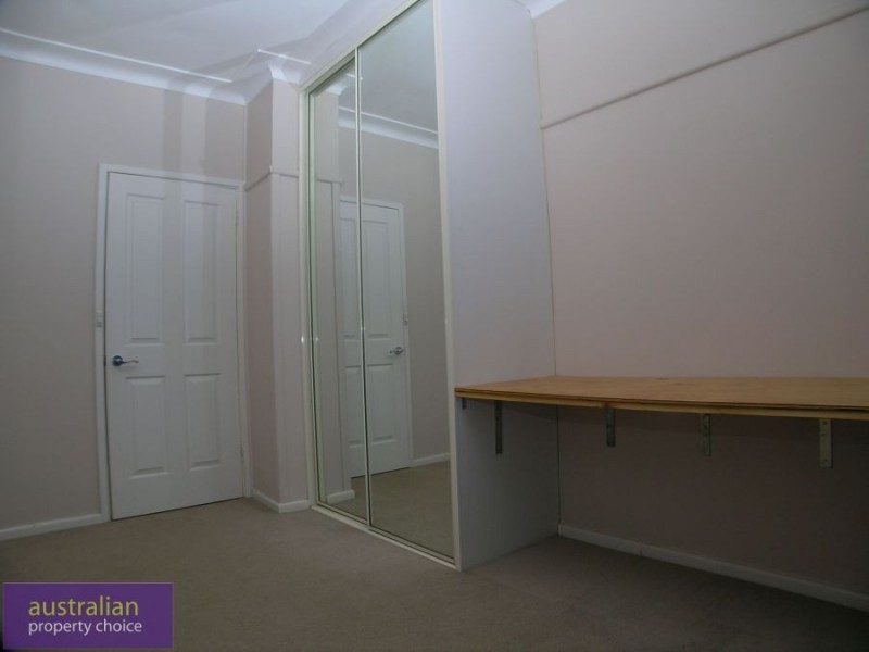 6 Pearce Avenue, Peakhurst NSW 2210